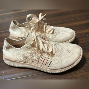 Nike Free Run Flyknit Shoes Women’s Size 8